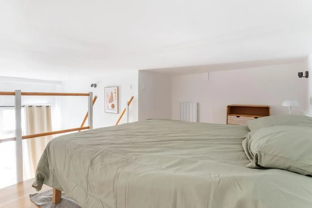 Апартаменты Lille Bel Appartement Cosy Avec Mezzanine
